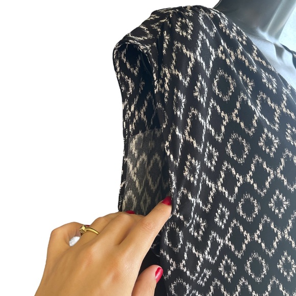 Banana Republic Black and White Patterned Romper - Picture 5 of 10